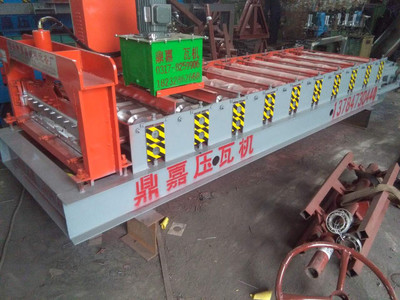 供應(yīng)甘肅定西840彩鋼瓦機(jī) 840壓瓦機(jī)價(jià)格 壓彩鋼瓦的機(jī)器 彩鋼瓦的前景圖片_高清圖_細(xì)節(jié)圖-泊頭市長(zhǎng)城集團(tuán)壓瓦機(jī) 液壓機(jī)械設(shè)備廠(chǎng)