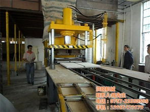 襯磚液壓機(jī) 洪銳機(jī)械在耐火磚生產(chǎn)中的專(zhuān)業(yè)應(yīng)用