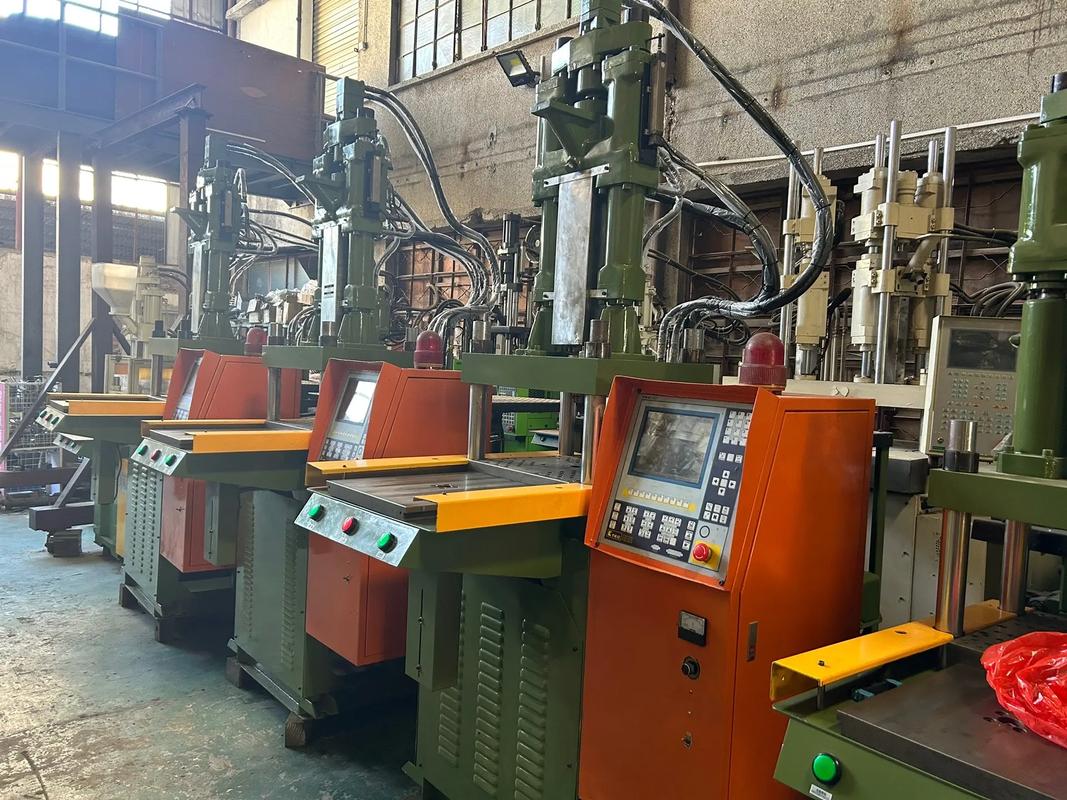 立式注機批發 液壓機械設備的優勢與應用前景